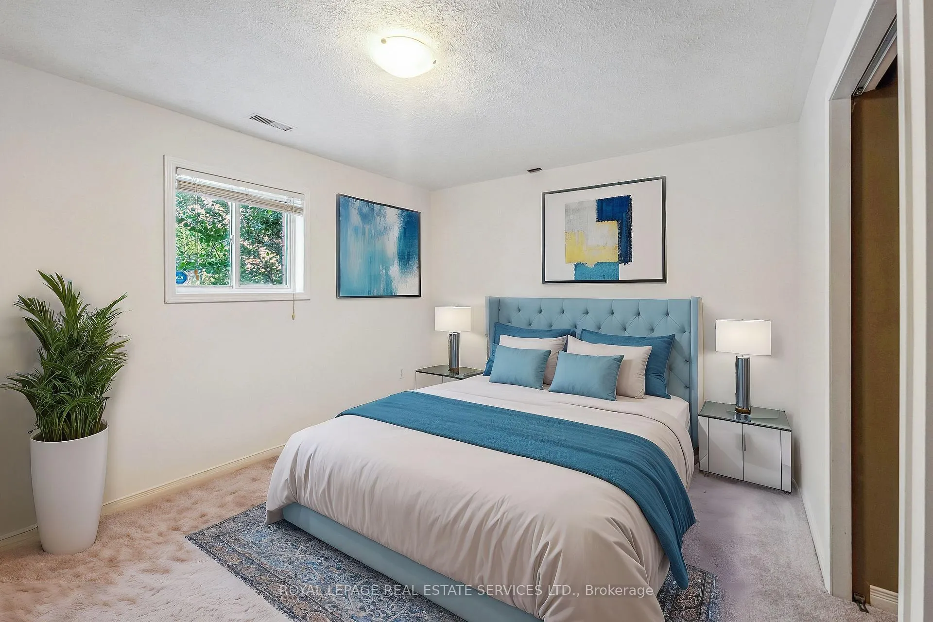 Photo 19 of 82 Whitlaw Way, Brant, Paris — HOMEH
