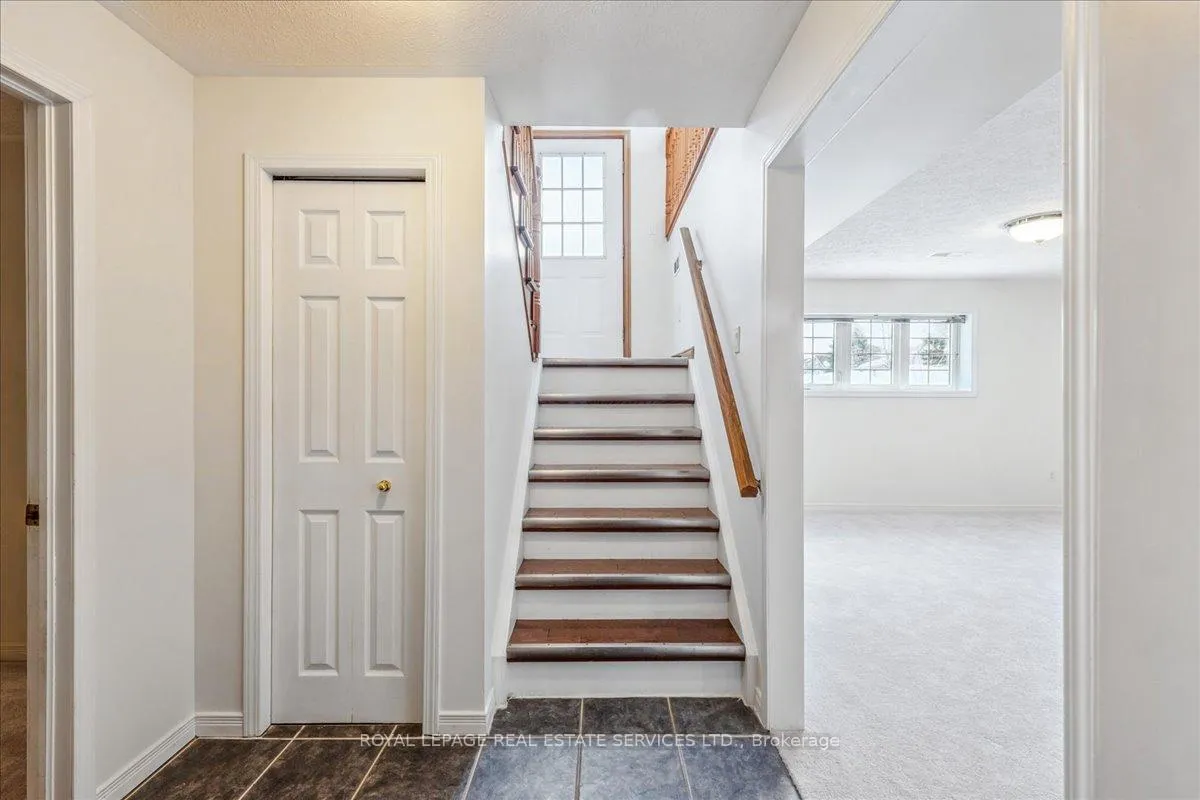 Photo 22 of 82 Whitlaw Way, Brant, Paris — HOMEH
