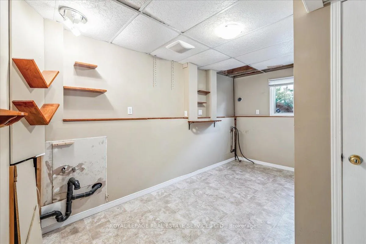 Photo 29 of 82 Whitlaw Way, Brant, Paris — HOMEH