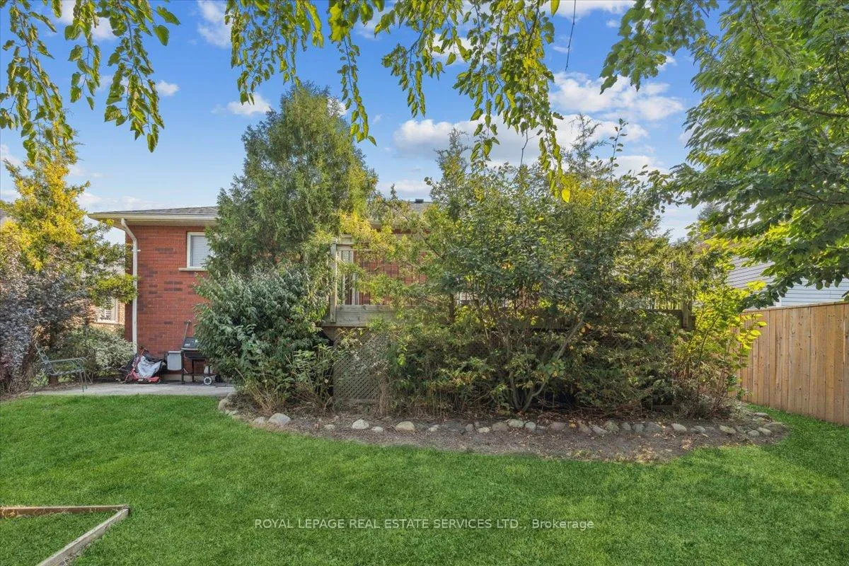 Photo 34 of 82 Whitlaw Way, Brant, Paris — HOMEH