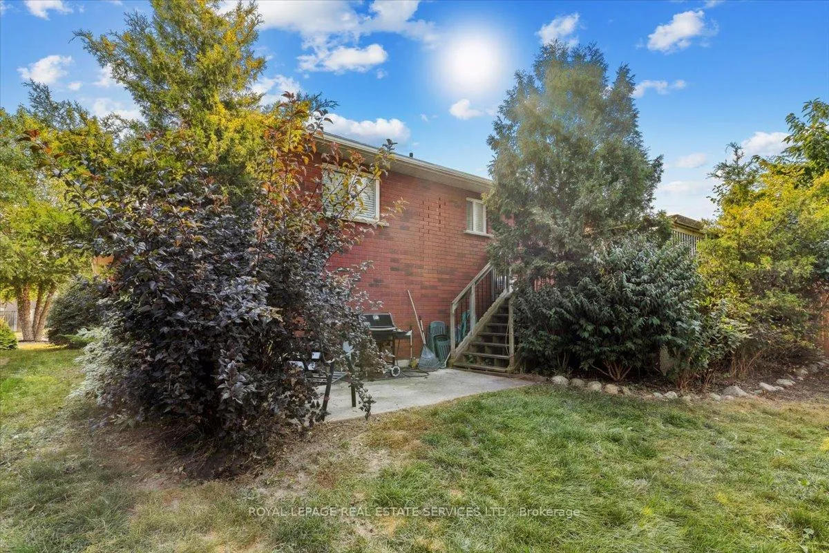 Photo 35 of 82 Whitlaw Way, Brant, Paris — HOMEH