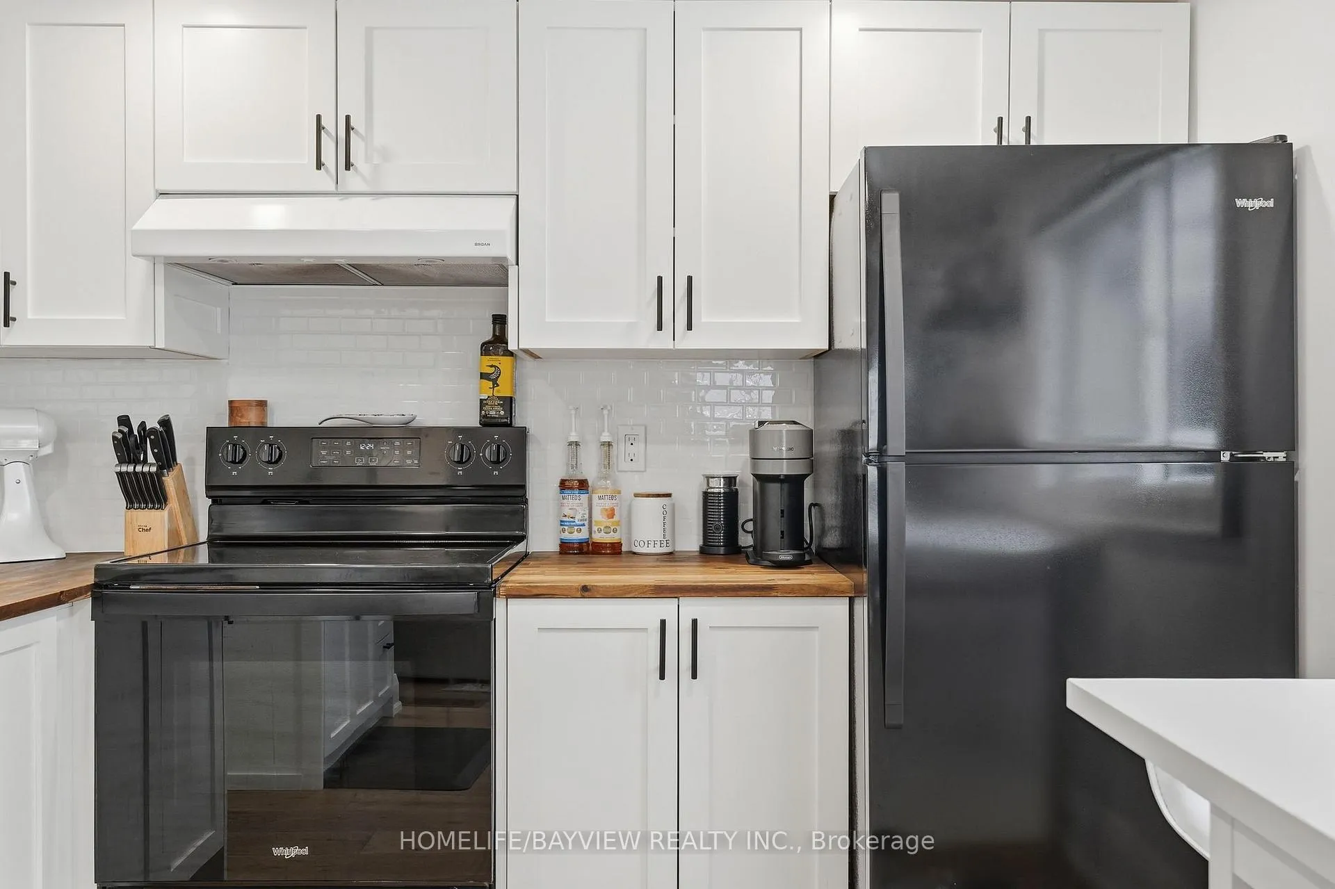 Photo 6 of 835 First Street S, Gravenhurst, Muskoka (S) — HOMEH