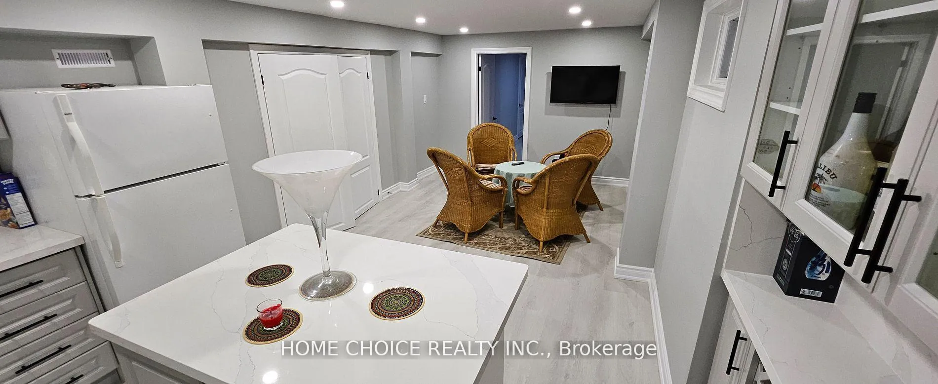 Photo 3 of Unit BSMT, 18 Stone Mason Drive, Markham, Raymerville — HOMEH