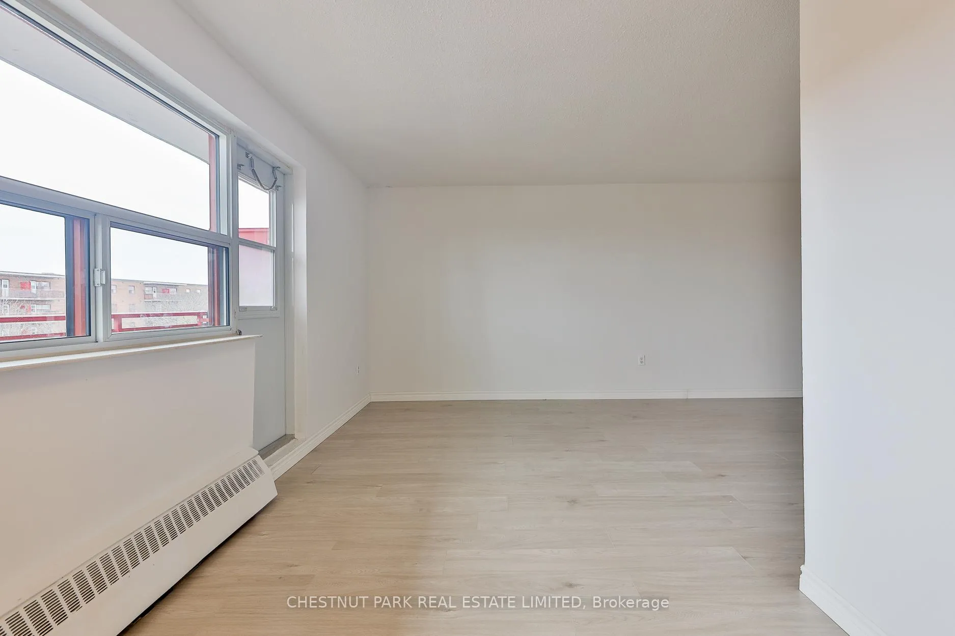 Photo 11 of Unit 408, 888 Glen Street, Oshawa, Lakeview — HOMEH