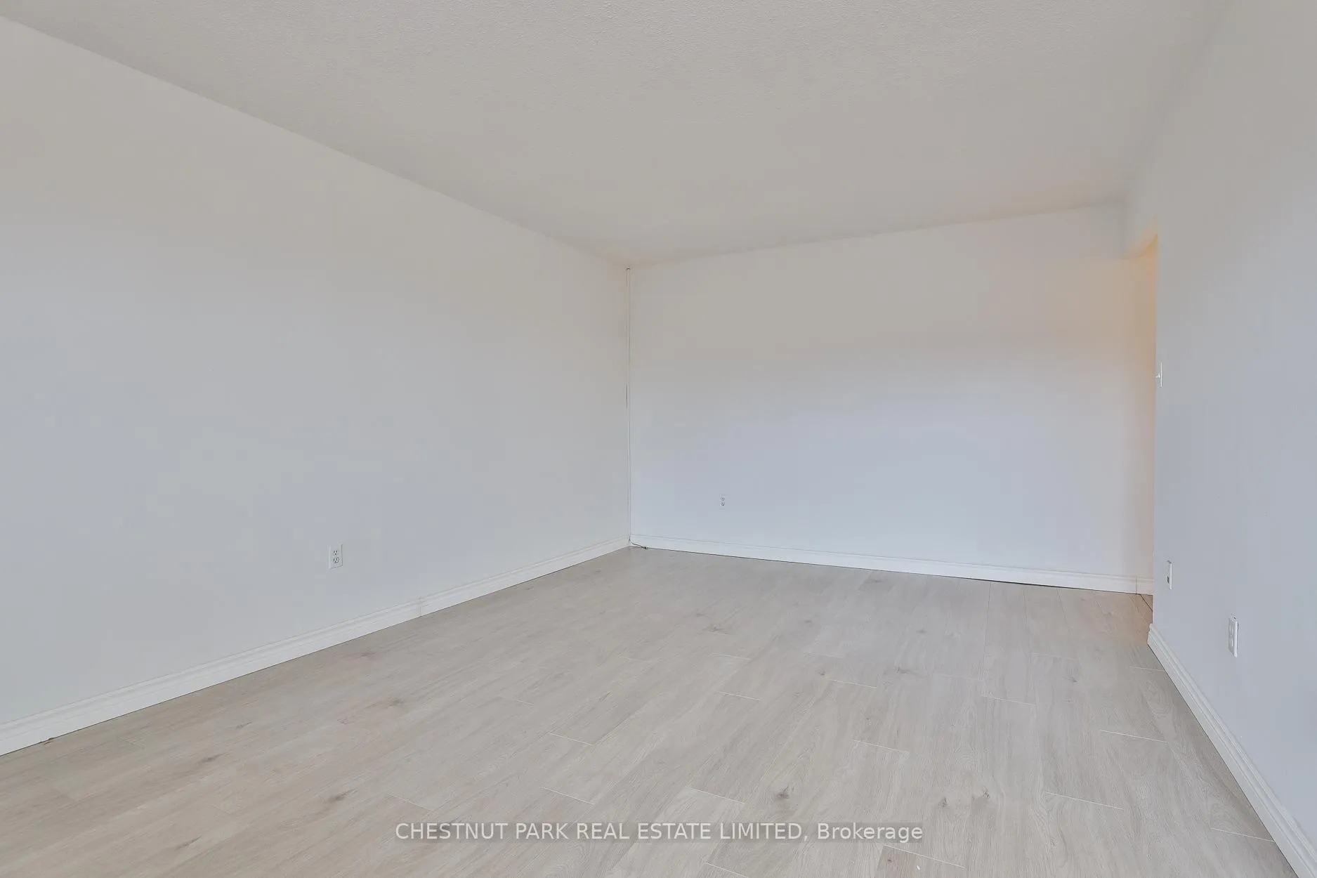 Photo 14 of Unit 408, 888 Glen Street, Oshawa, Lakeview — HOMEH