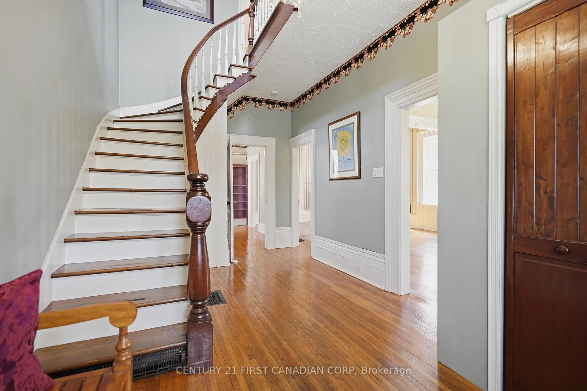 Photo 6 of 227 Monroe Street, West Elgin, Rodney — HOMEH