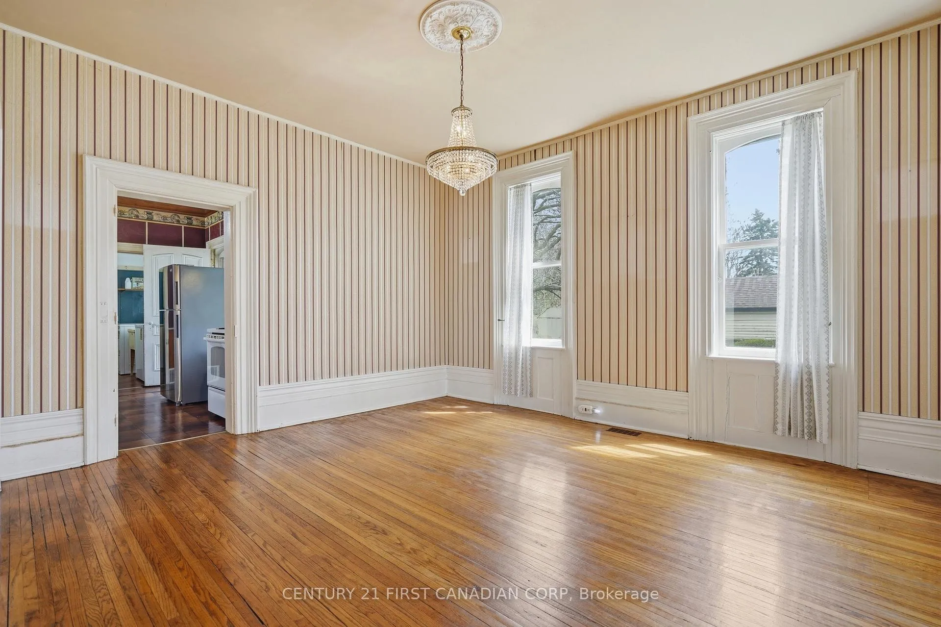 Photo 11 of 227 Monroe Street, West Elgin, Rodney — HOMEH