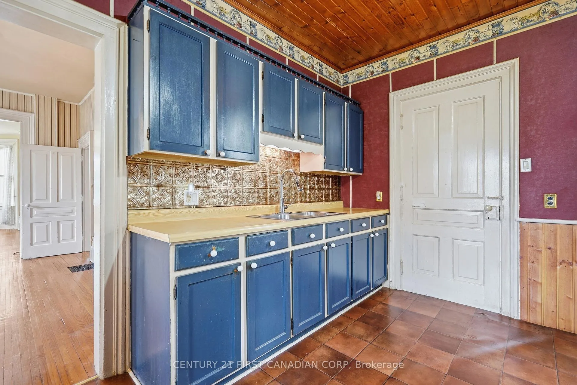 Photo 15 of 227 Monroe Street, West Elgin, Rodney — HOMEH