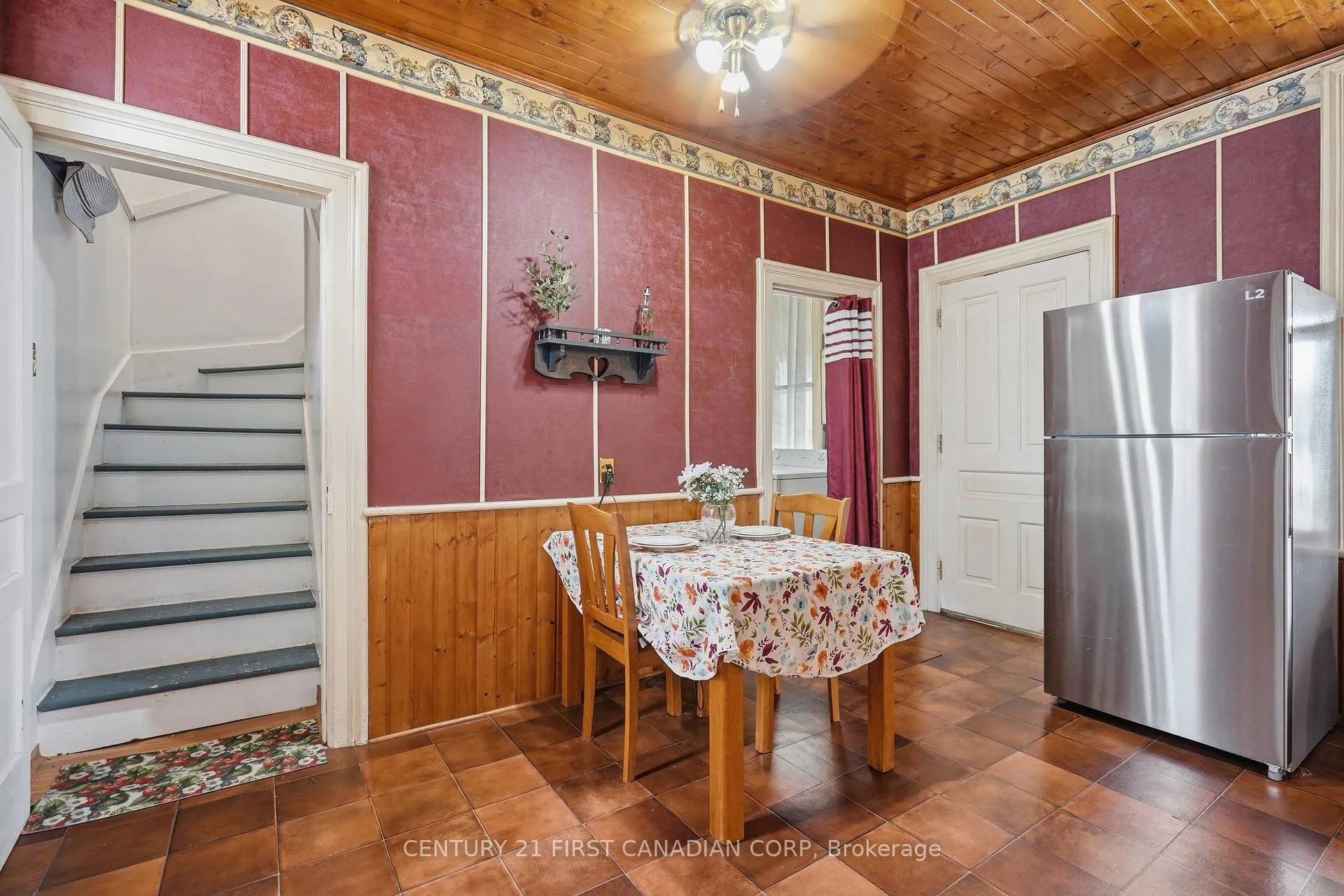 Photo 16 of 227 Monroe Street, West Elgin, Rodney — HOMEH