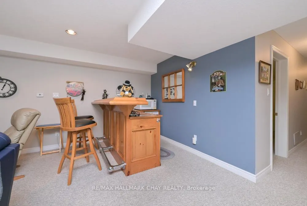 Photo 24 of 50 Via Amici, New Tecumseth, Rural New Tecumseth — HOMEH