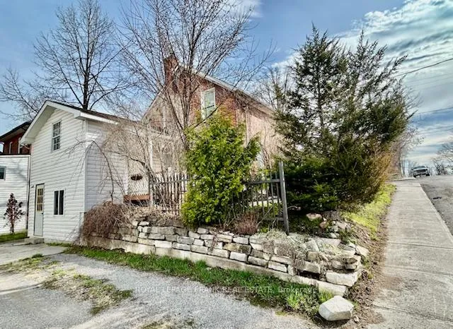 Photo 22 of 601 Rubidge Street, Peterborough, Town Ward 3 — HOMEH