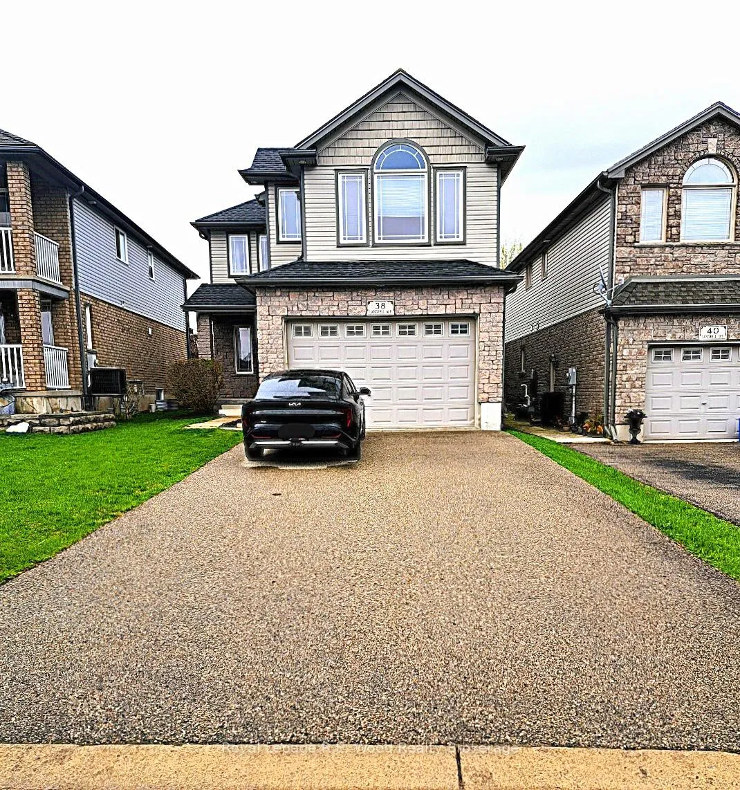 Photo 1 of 38 Langrell Avenue, Tillsonburg — HOMEH