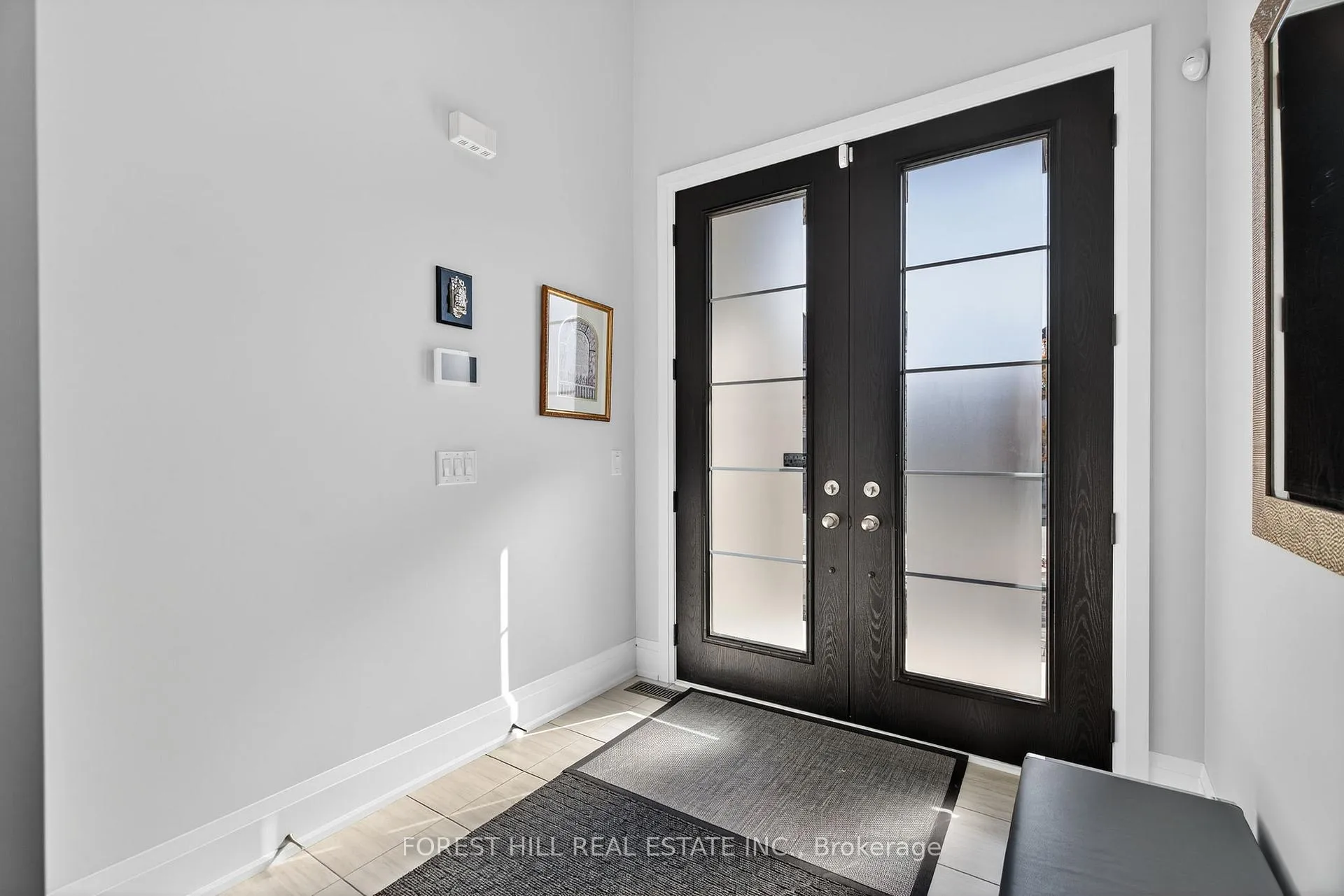 Photo 2 of 107 Hesperus Road, Vaughan, Patterson — HOMEH