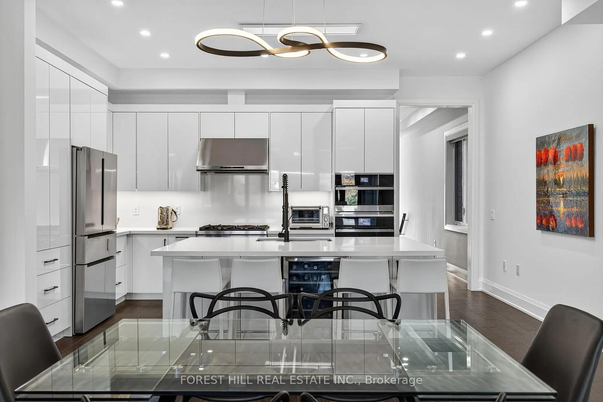Photo 11 of 107 Hesperus Road, Vaughan, Patterson — HOMEH