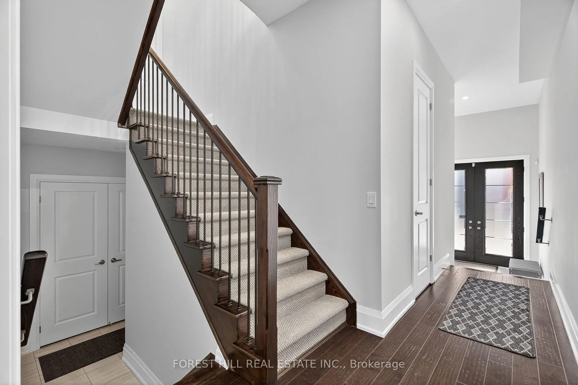 Photo 25 of 107 Hesperus Road, Vaughan, Patterson — HOMEH