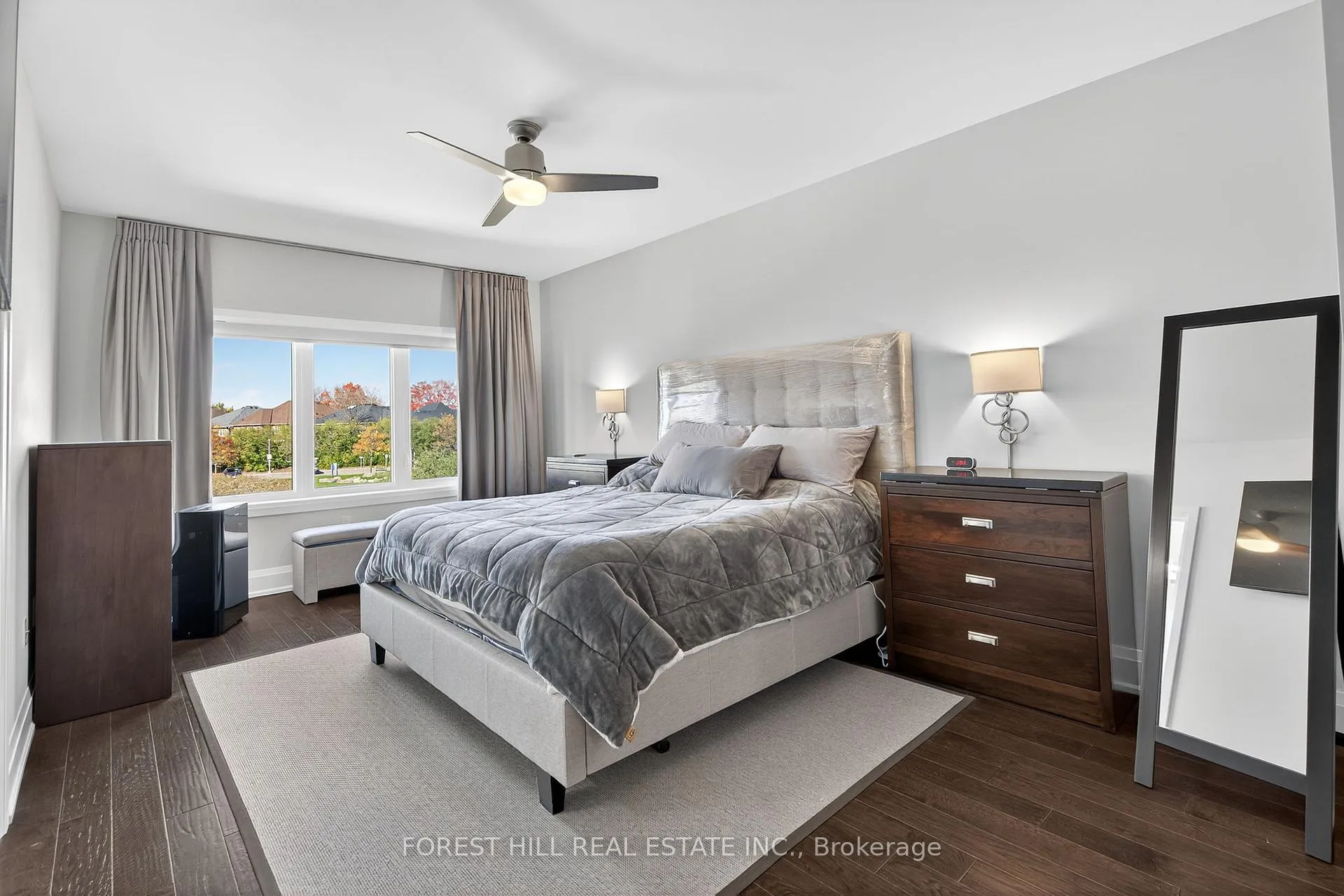 Photo 28 of 107 Hesperus Road, Vaughan, Patterson — HOMEH