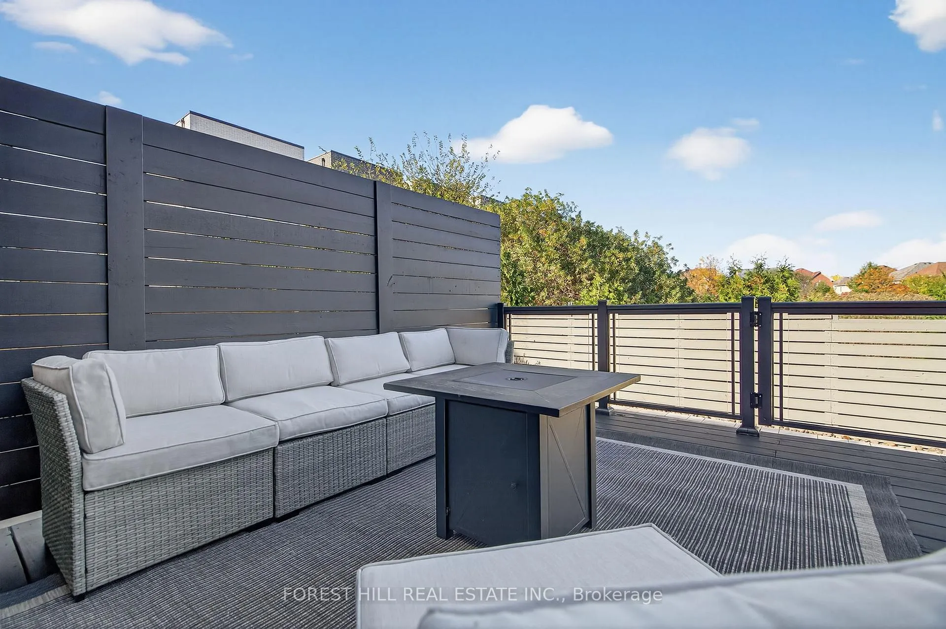 Photo 46 of 107 Hesperus Road, Vaughan, Patterson — HOMEH