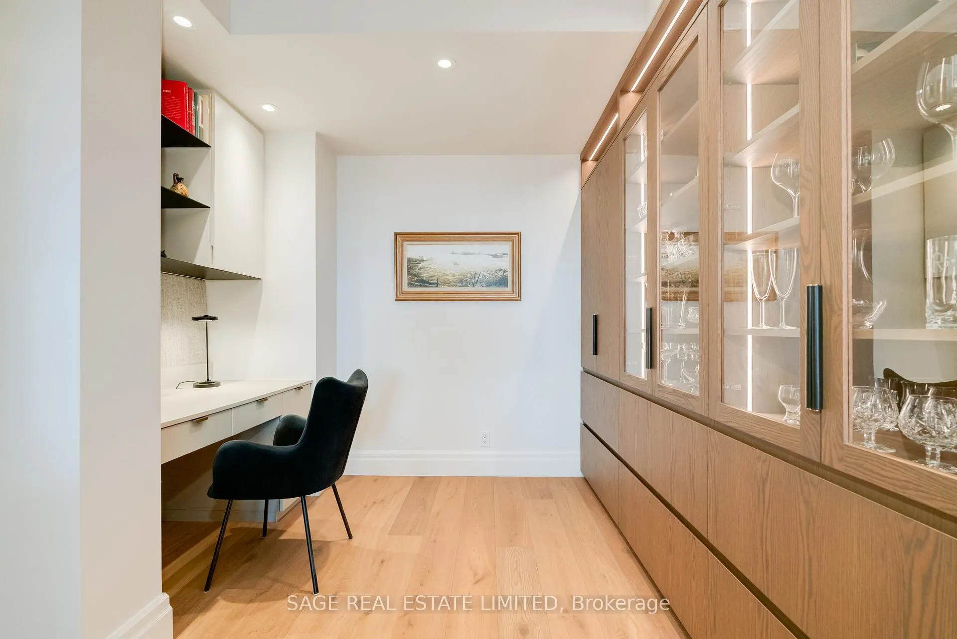 Photo 11 of Unit 615, 20 Scrivener Square, Toronto, Rosedale-Moore Park — HOMEH