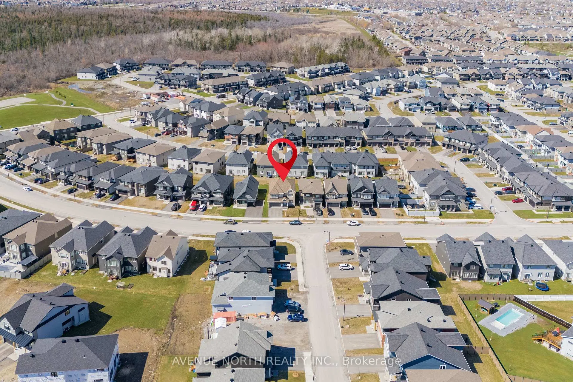 Photo 6 of 36 Dun Skipper Drive, Ottawa, Blossom Park/Kemp Park/Findlay Creek — HOMEH