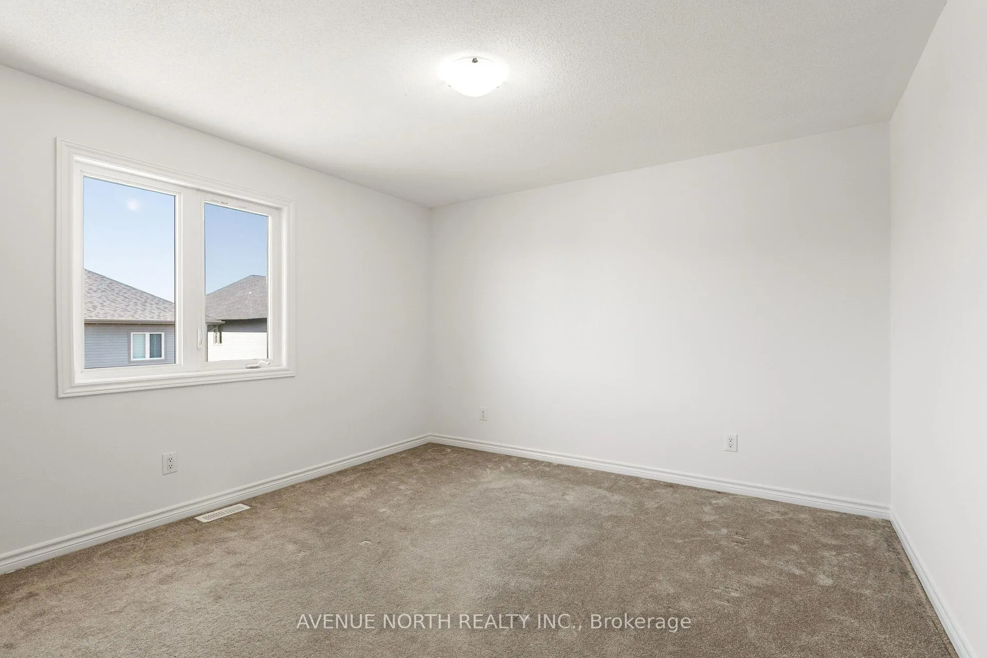 Photo 33 of 36 Dun Skipper Drive, Ottawa, Blossom Park/Kemp Park/Findlay Creek — HOMEH