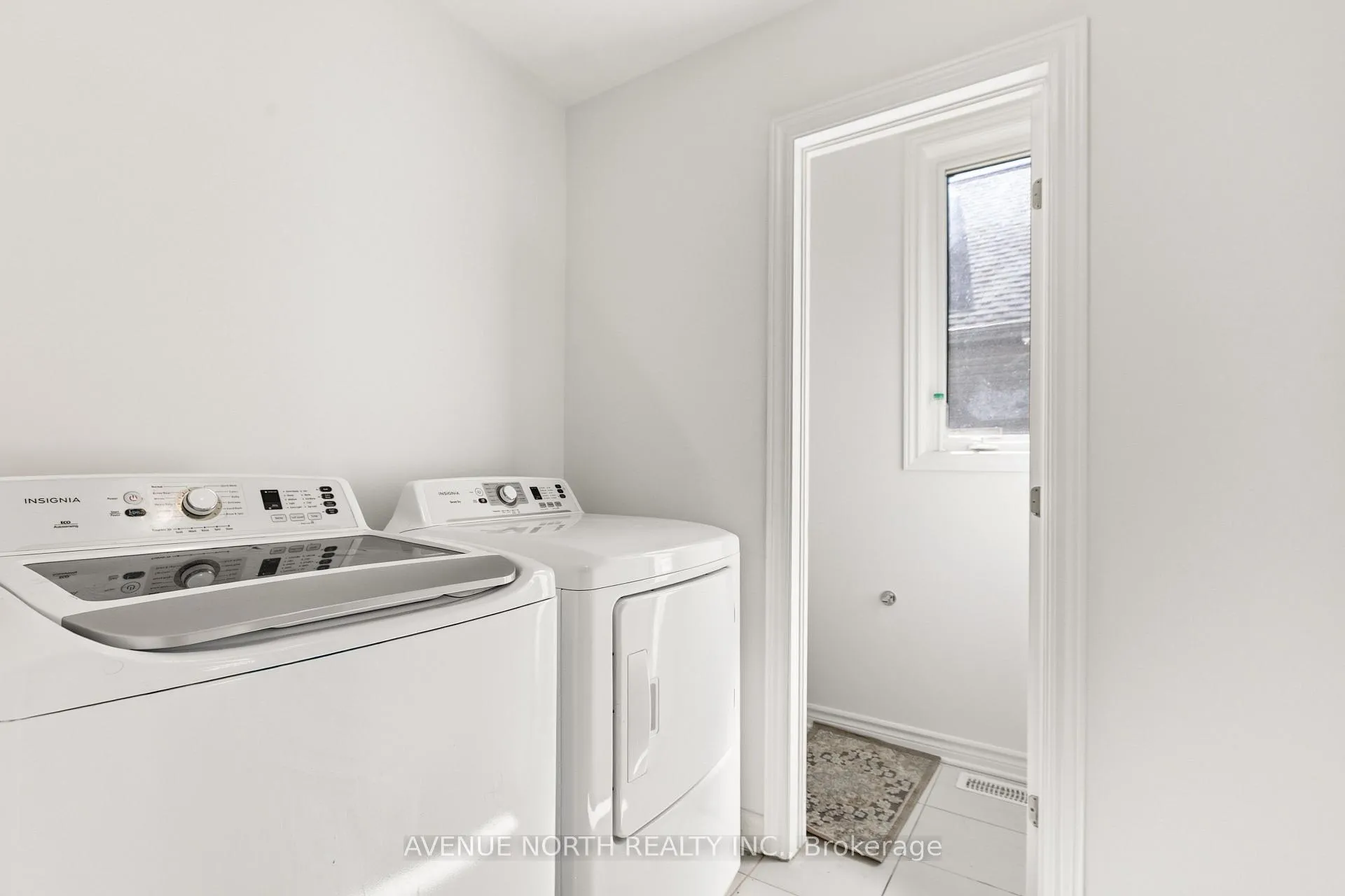 Photo 43 of 36 Dun Skipper Drive, Ottawa, Blossom Park/Kemp Park/Findlay Creek — HOMEH