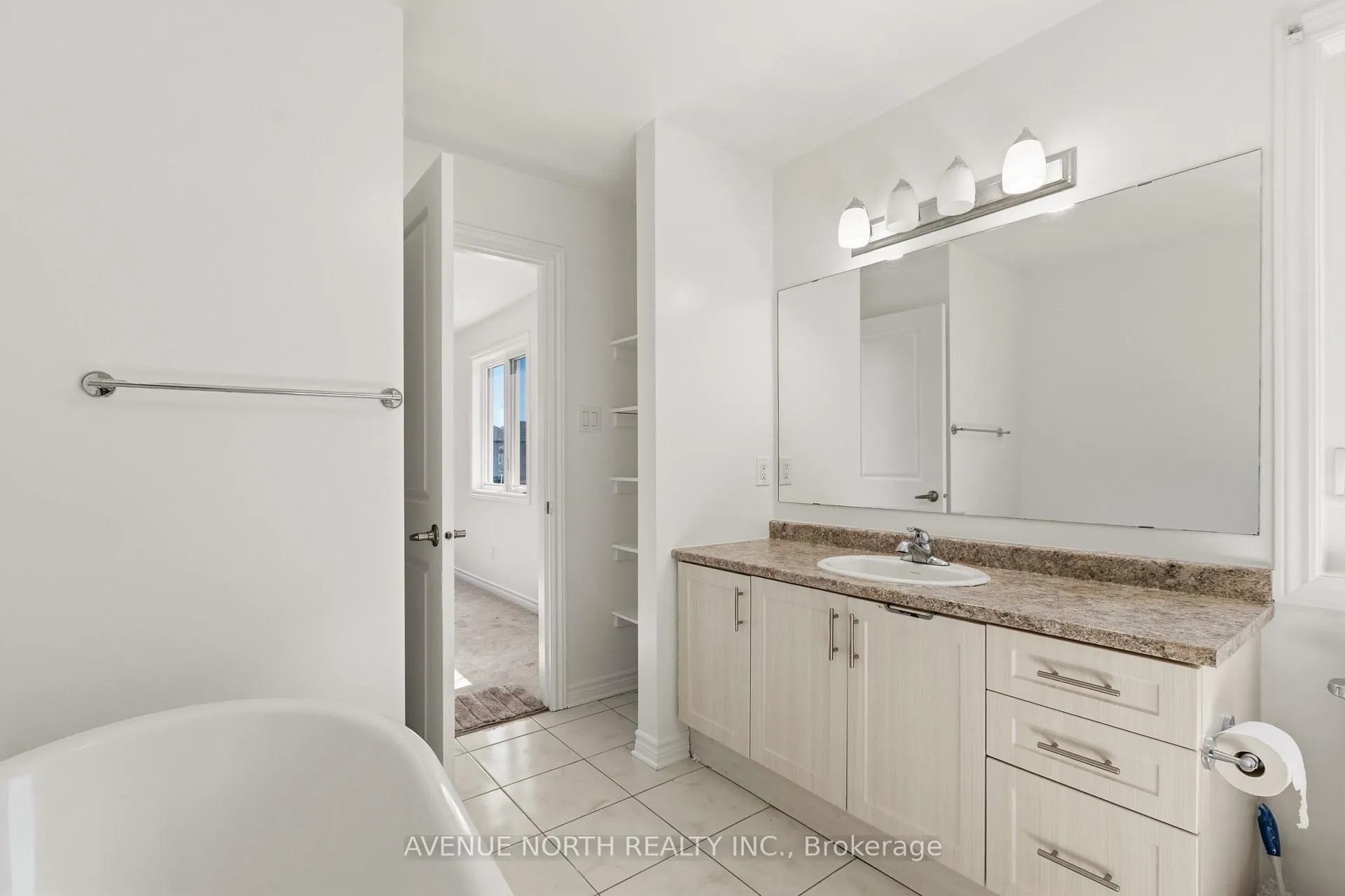 Photo 44 of 36 Dun Skipper Drive, Ottawa, Blossom Park/Kemp Park/Findlay Creek — HOMEH