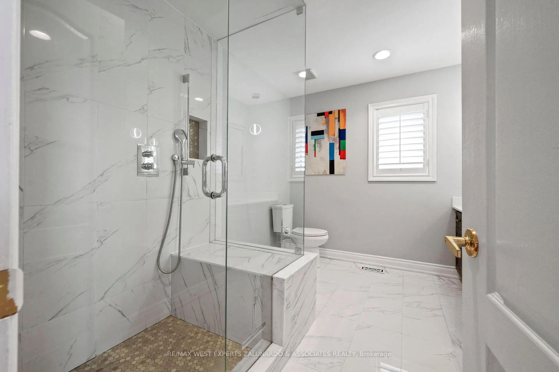 Photo 31 of 1 Lanterna Crescent, Vaughan, Elder Mills — HOMEH