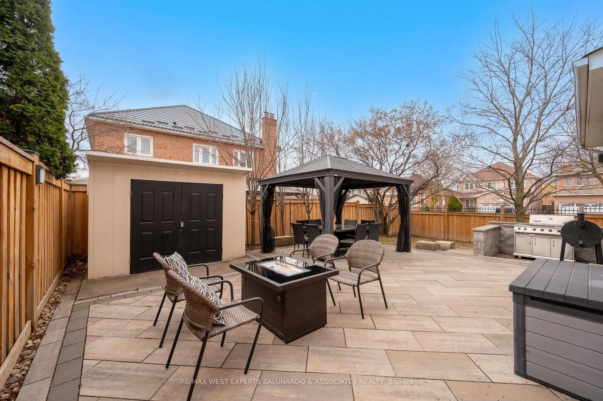 Photo 42 of 1 Lanterna Crescent, Vaughan, Elder Mills — HOMEH
