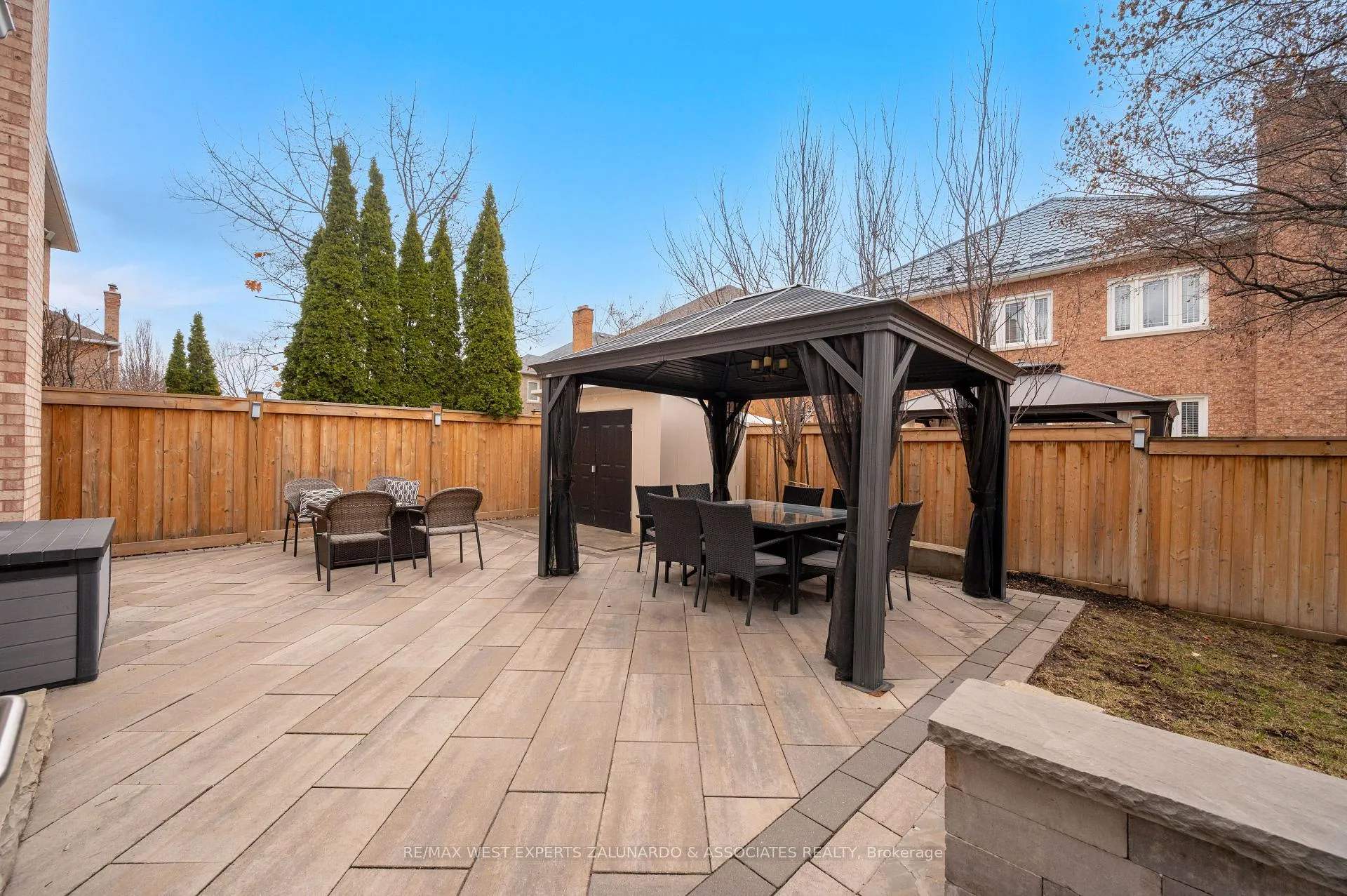 Photo 43 of 1 Lanterna Crescent, Vaughan, Elder Mills — HOMEH