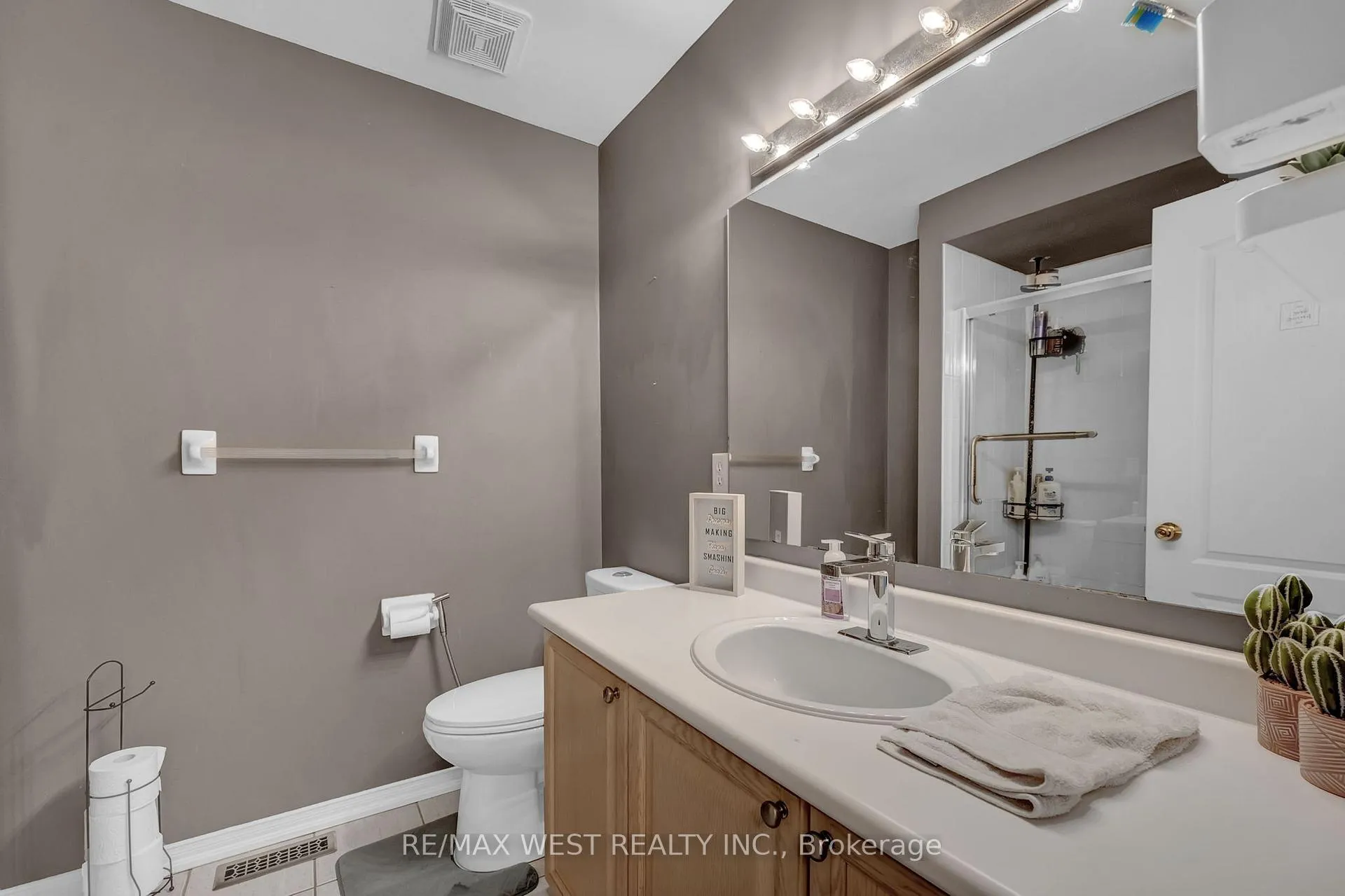 Photo 28 of 1136 Middlebury Avenue, Oshawa, Taunton — HOMEH