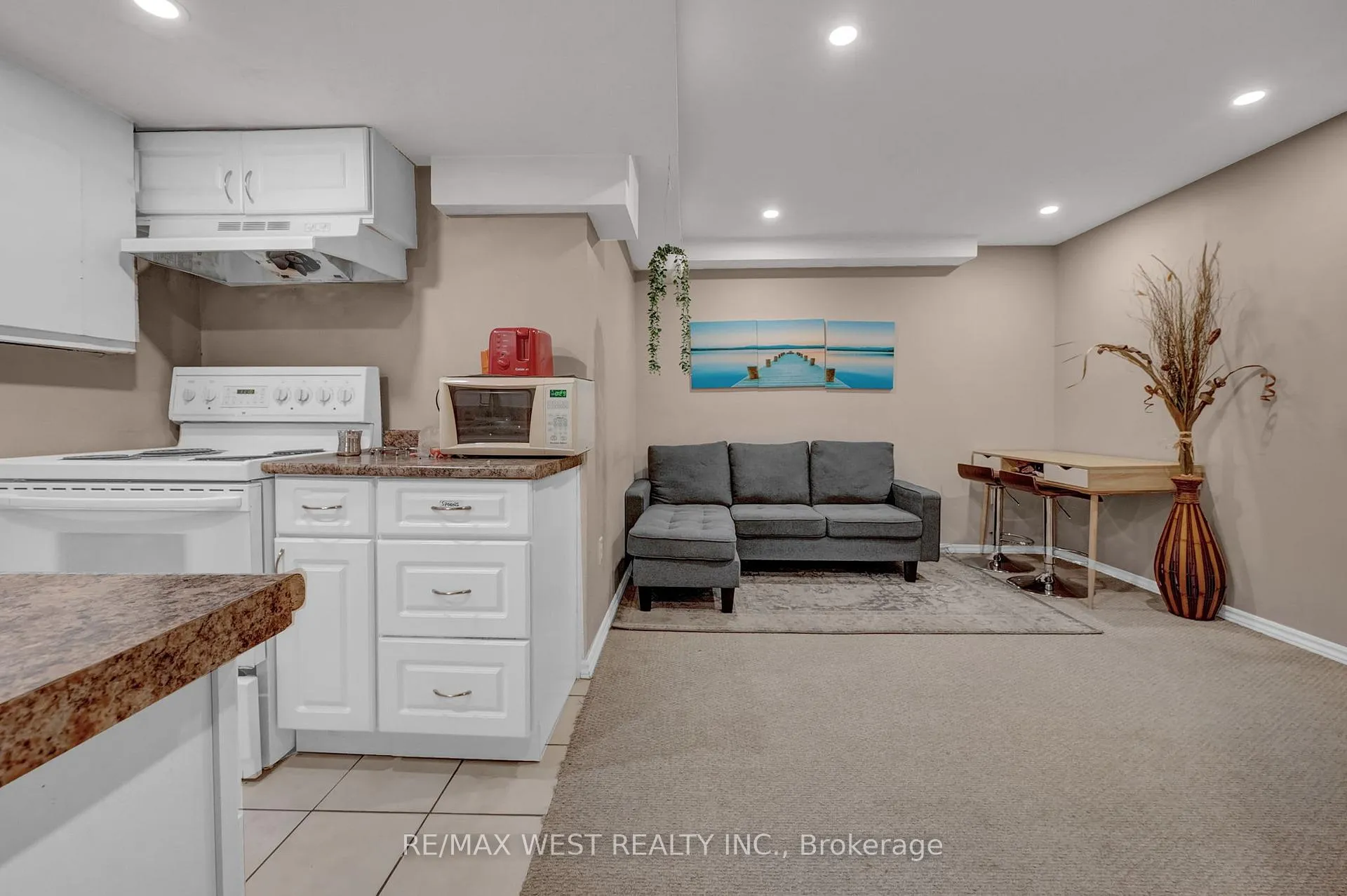 Photo 32 of 1136 Middlebury Avenue, Oshawa, Taunton — HOMEH