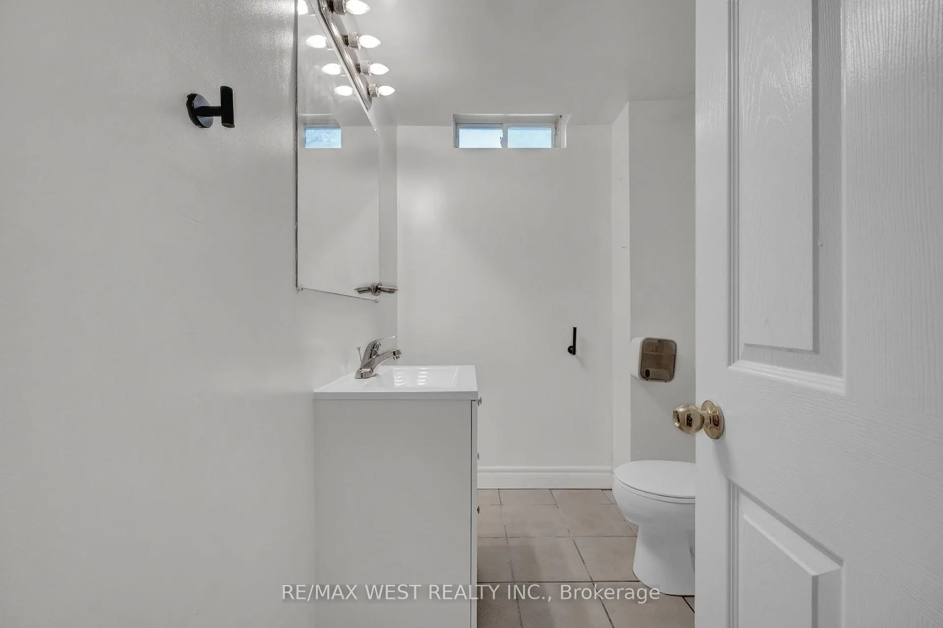 Photo 41 of 1136 Middlebury Avenue, Oshawa, Taunton — HOMEH
