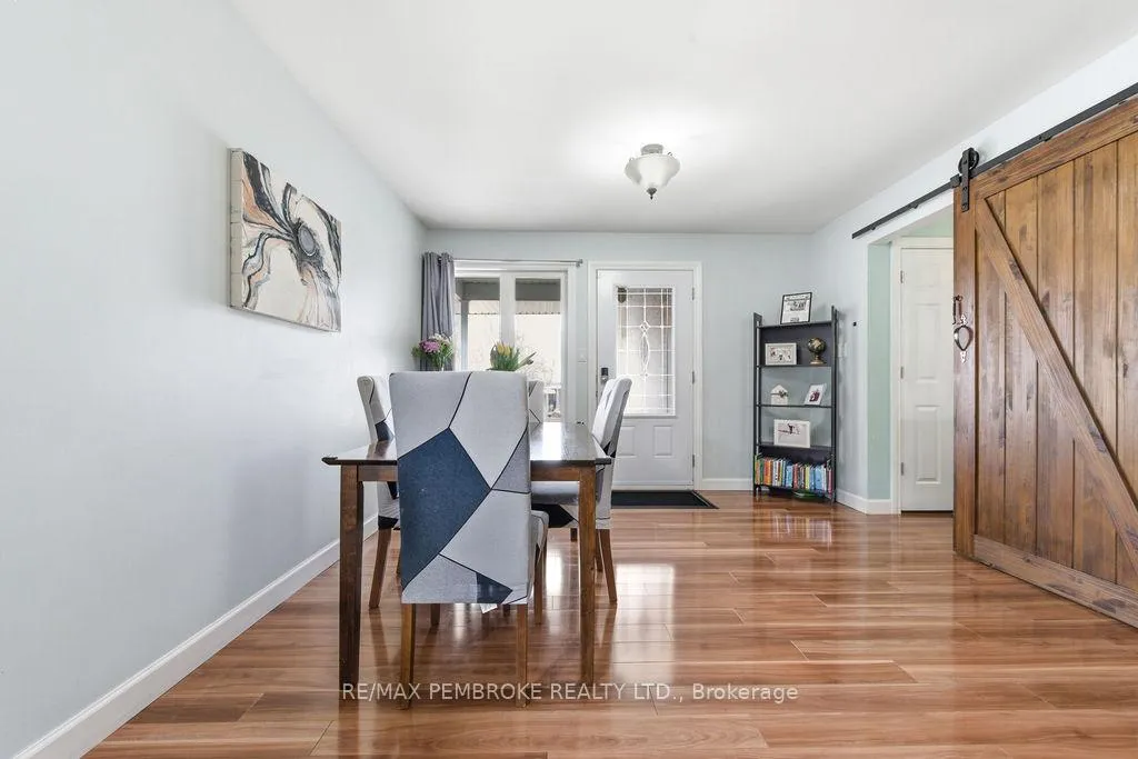 Photo 5 of 292 Mckenzie Street, Pembroke — HOMEH