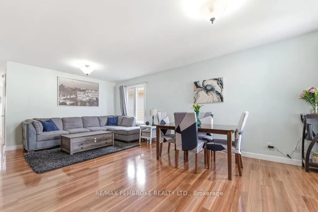 Photo 8 of 292 Mckenzie Street, Pembroke — HOMEH