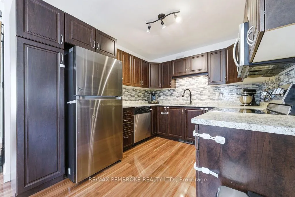 Photo 10 of 292 Mckenzie Street, Pembroke — HOMEH