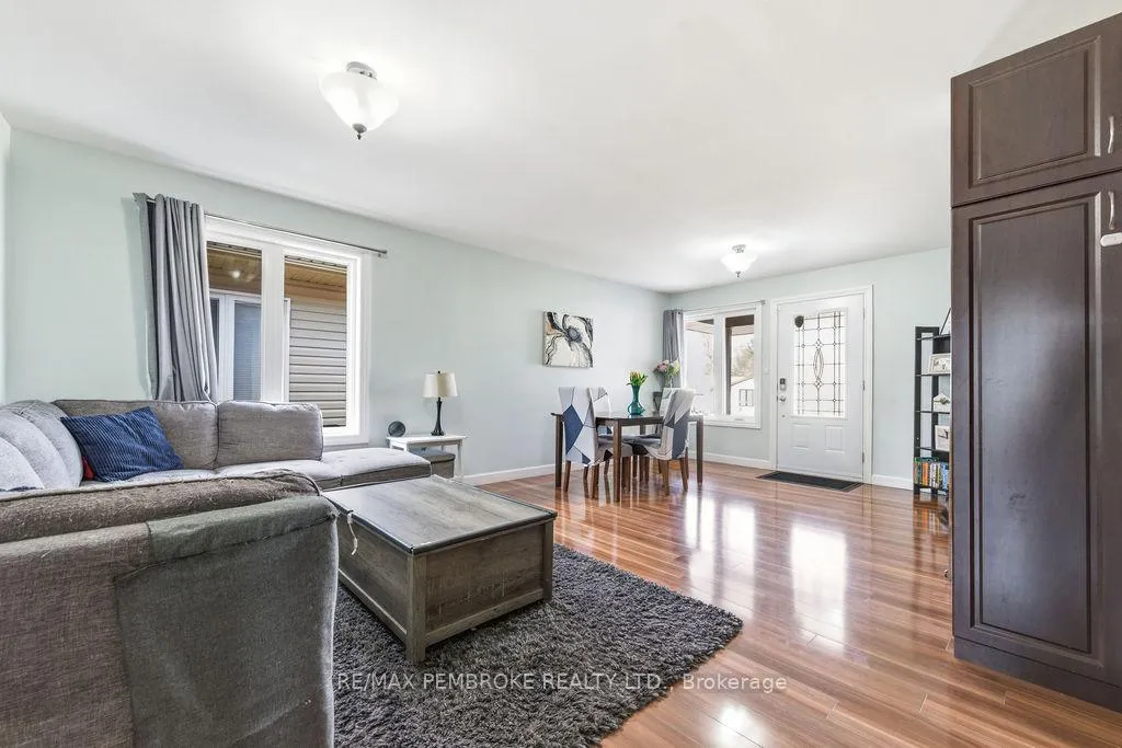 Photo 14 of 292 Mckenzie Street, Pembroke — HOMEH