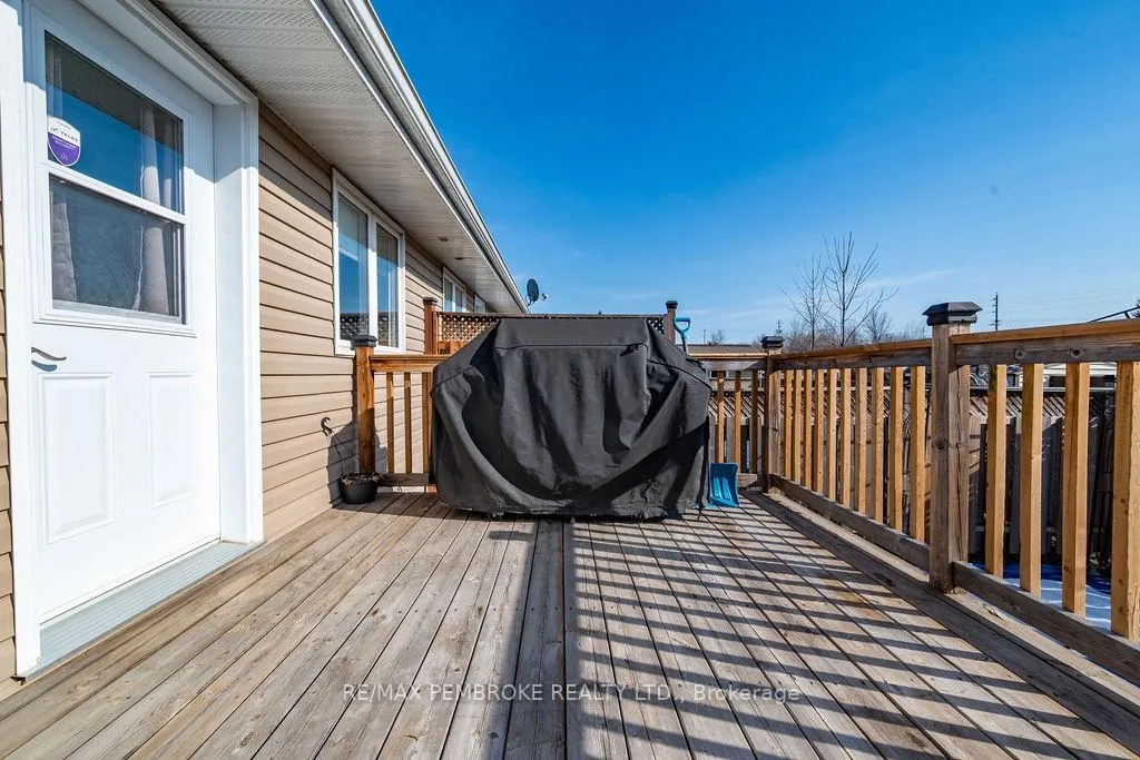 Photo 30 of 292 Mckenzie Street, Pembroke — HOMEH