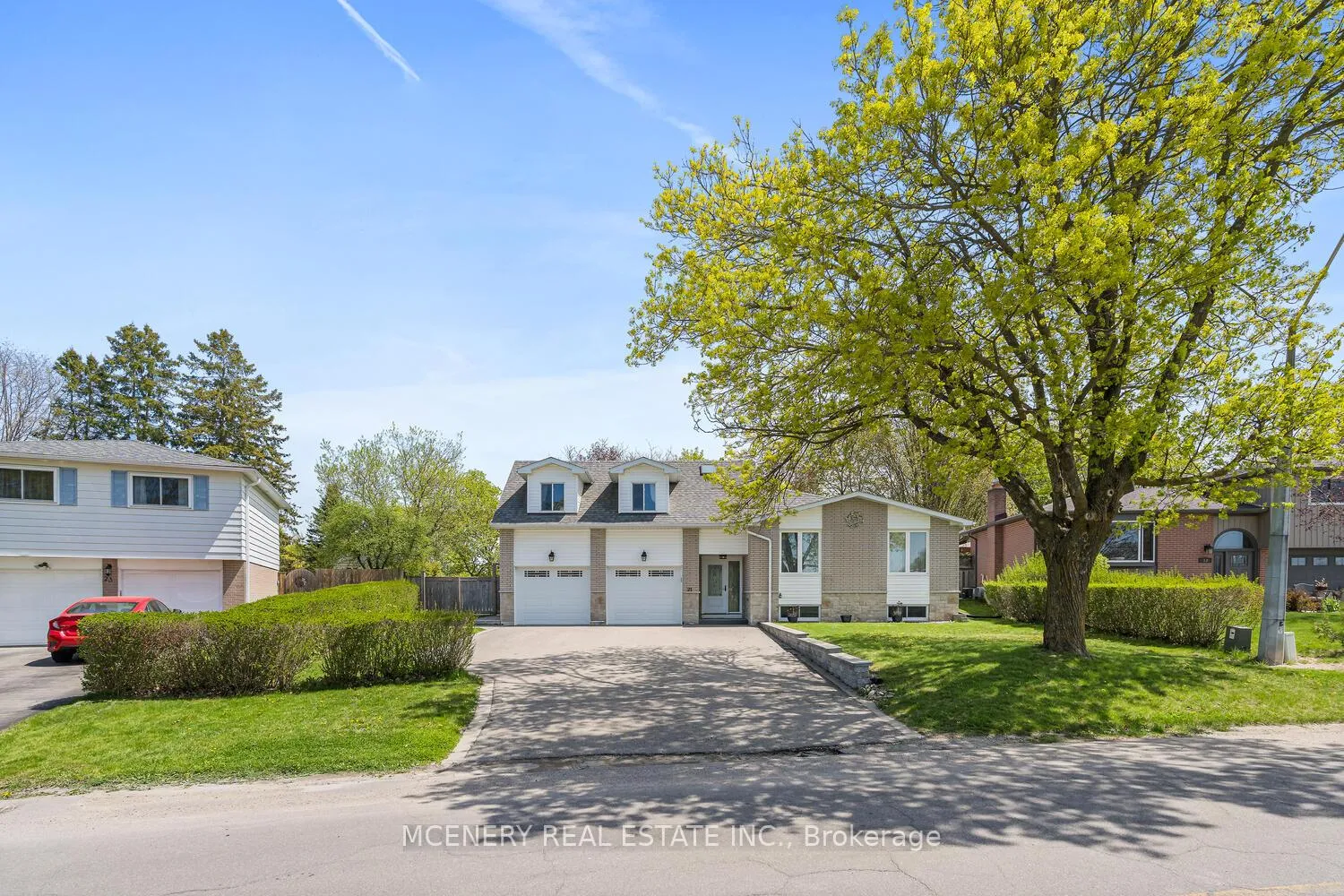 Photo 2 of 21 Erindale Drive, Erin — HOMEH