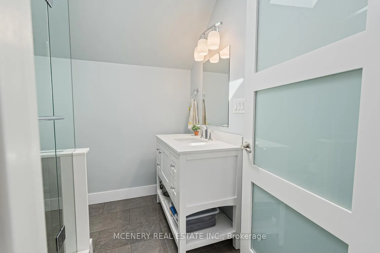 Photo 32 of 21 Erindale Drive, Erin — HOMEH
