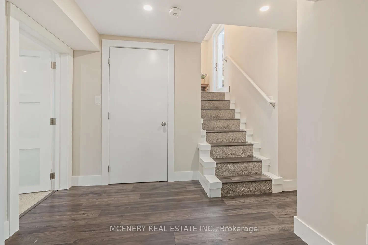 Photo 34 of 21 Erindale Drive, Erin — HOMEH