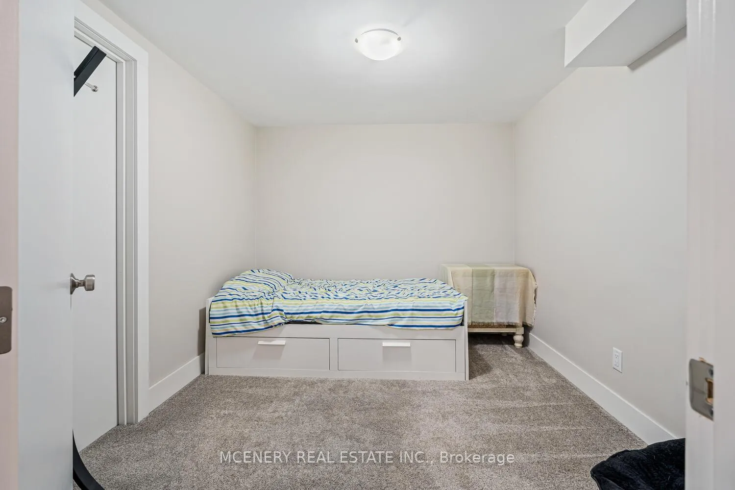 Photo 38 of 21 Erindale Drive, Erin — HOMEH