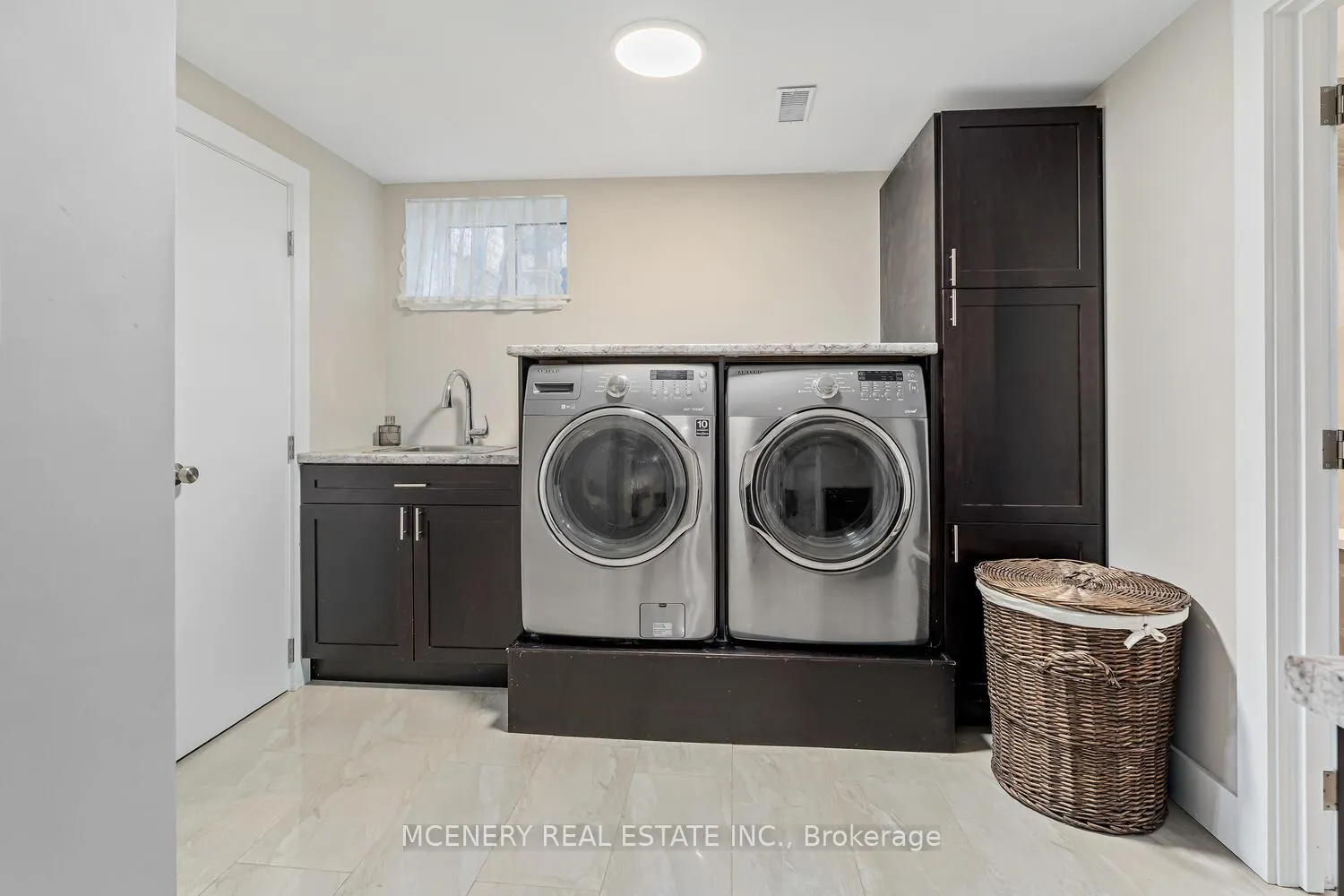 Photo 41 of 21 Erindale Drive, Erin — HOMEH
