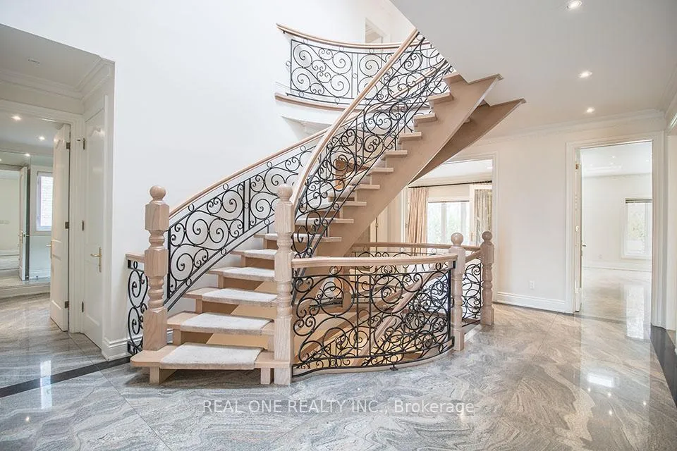 Photo 3 of 50 Yorkminster Road, North York, St. Andrew-Windfields — HOMEH