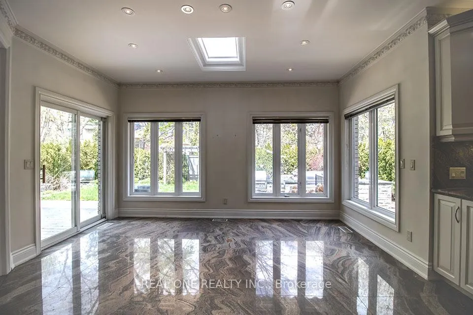Photo 11 of 50 Yorkminster Road, North York, St. Andrew-Windfields — HOMEH