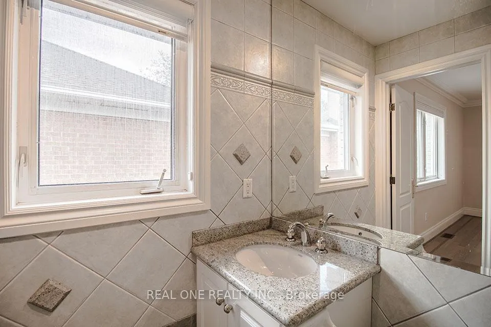 Photo 26 of 50 Yorkminster Road, North York, St. Andrew-Windfields — HOMEH