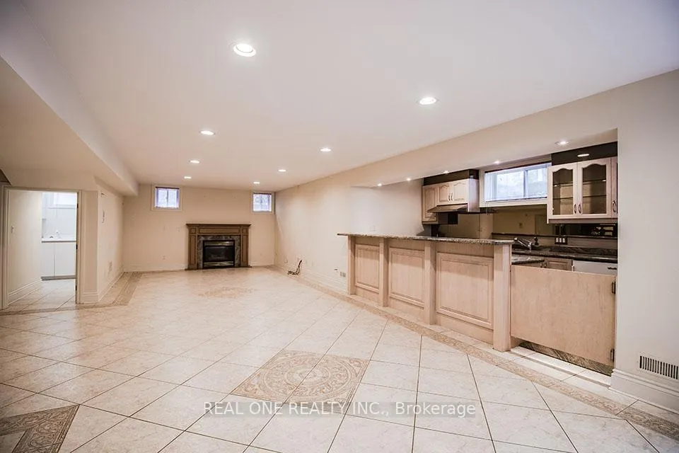 Photo 37 of 50 Yorkminster Road, North York, St. Andrew-Windfields — HOMEH