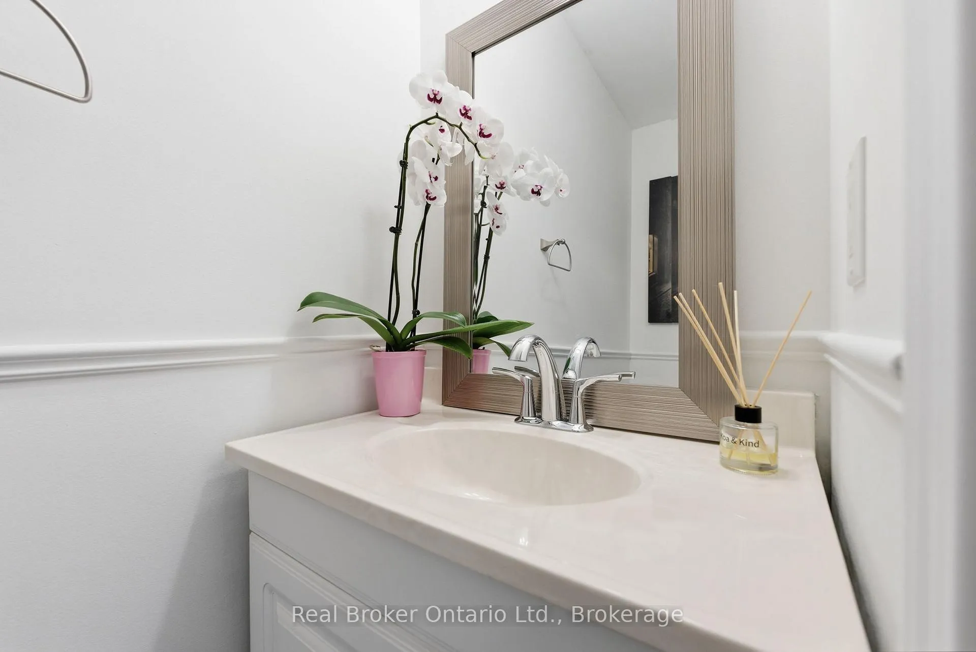 Photo 21 of 910 Vickerman Way, Milton, Coates — HOMEH