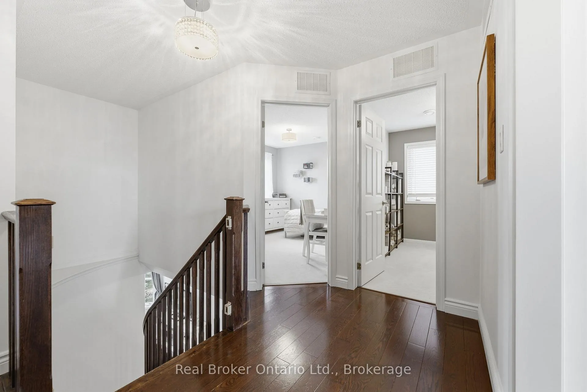 Photo 22 of 910 Vickerman Way, Milton, Coates — HOMEH