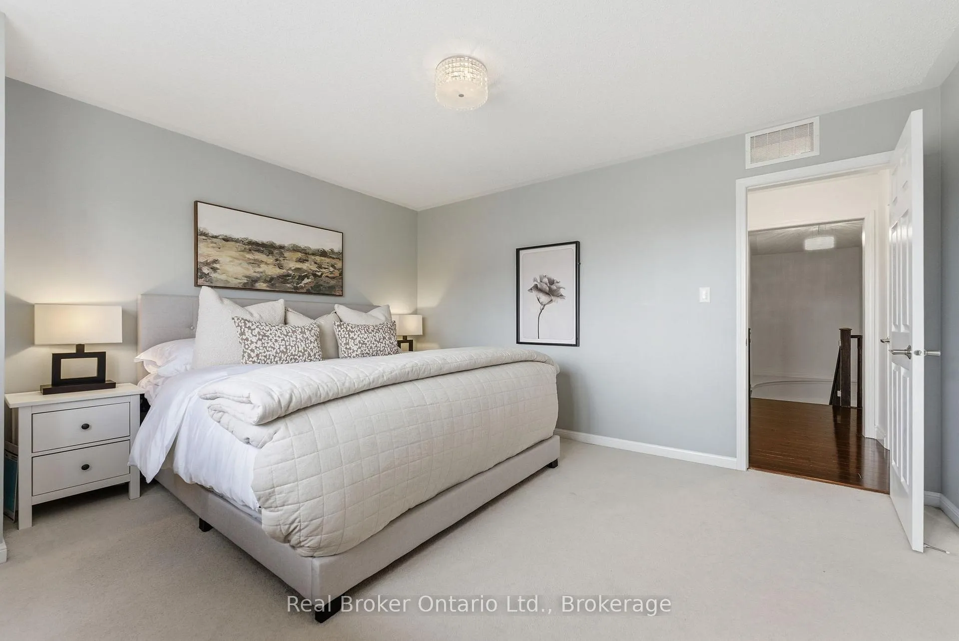 Photo 24 of 910 Vickerman Way, Milton, Coates — HOMEH