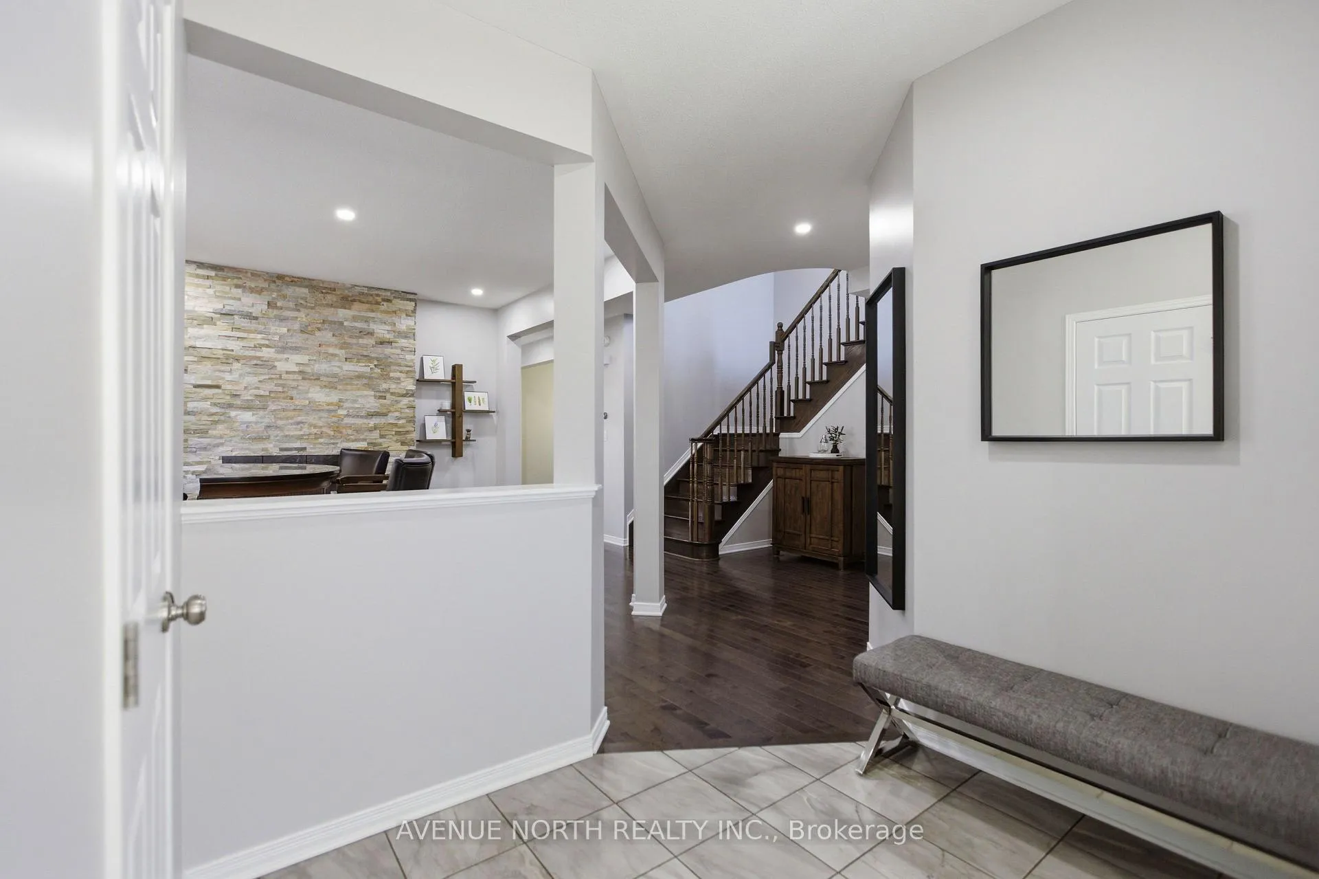 Photo 6 of 514 Pinawa Circle, Ottawa, Barrhaven - Stonebridge — HOMEH